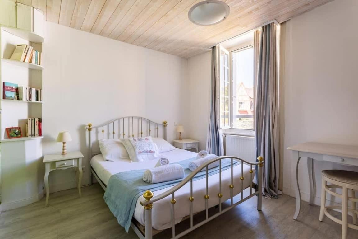 Ker Roz - Belle Maison 3 Chambres- Proche Mer-Port カンカル エクステリア 写真